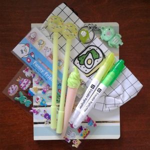 Kawaii Stationery Set (Pens, Pencil Case, Journal)